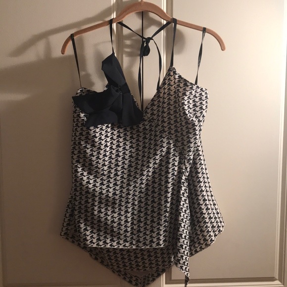 Jessica Simpson Halter Top - Size L - Picture 2 of 6